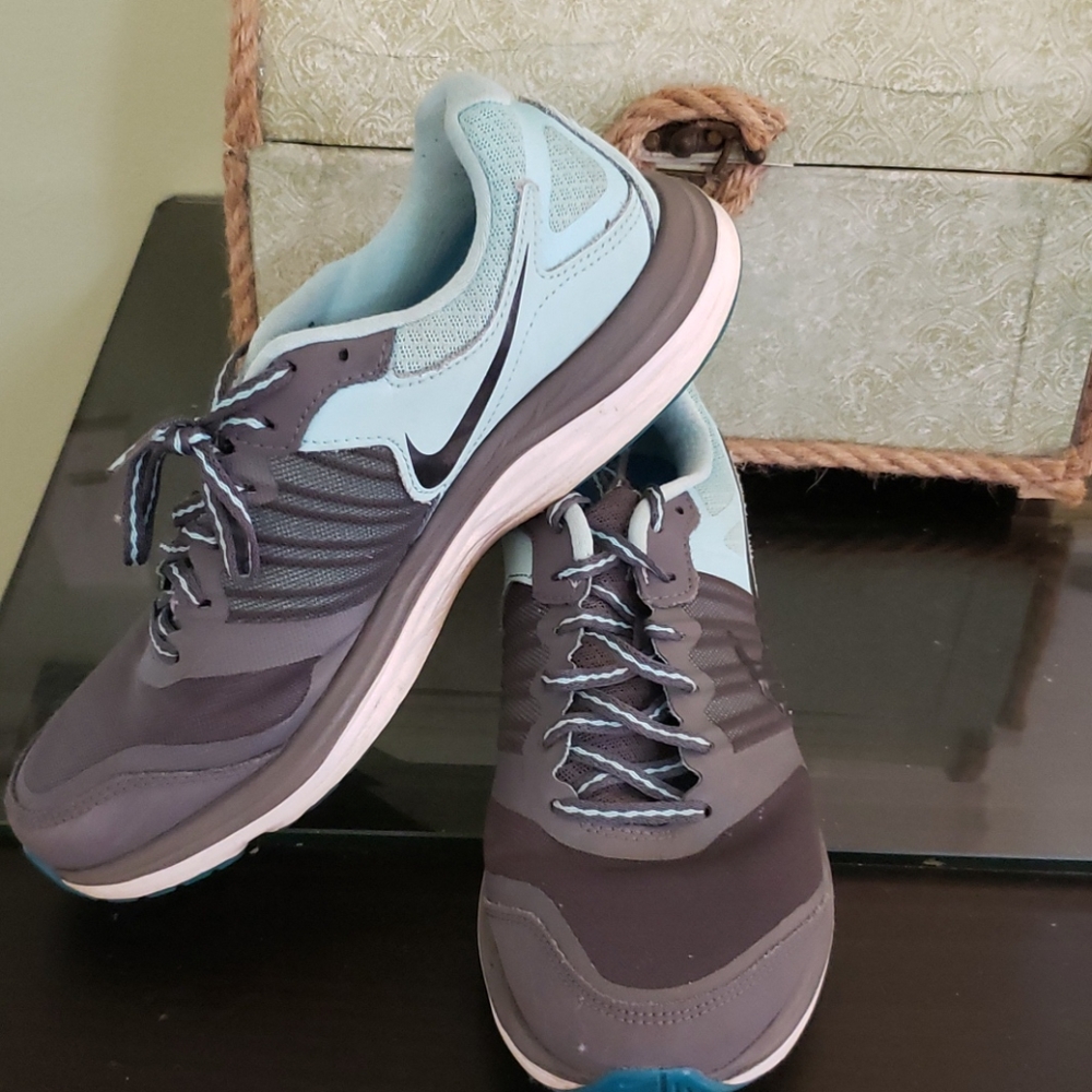 Nike dual fusion X
